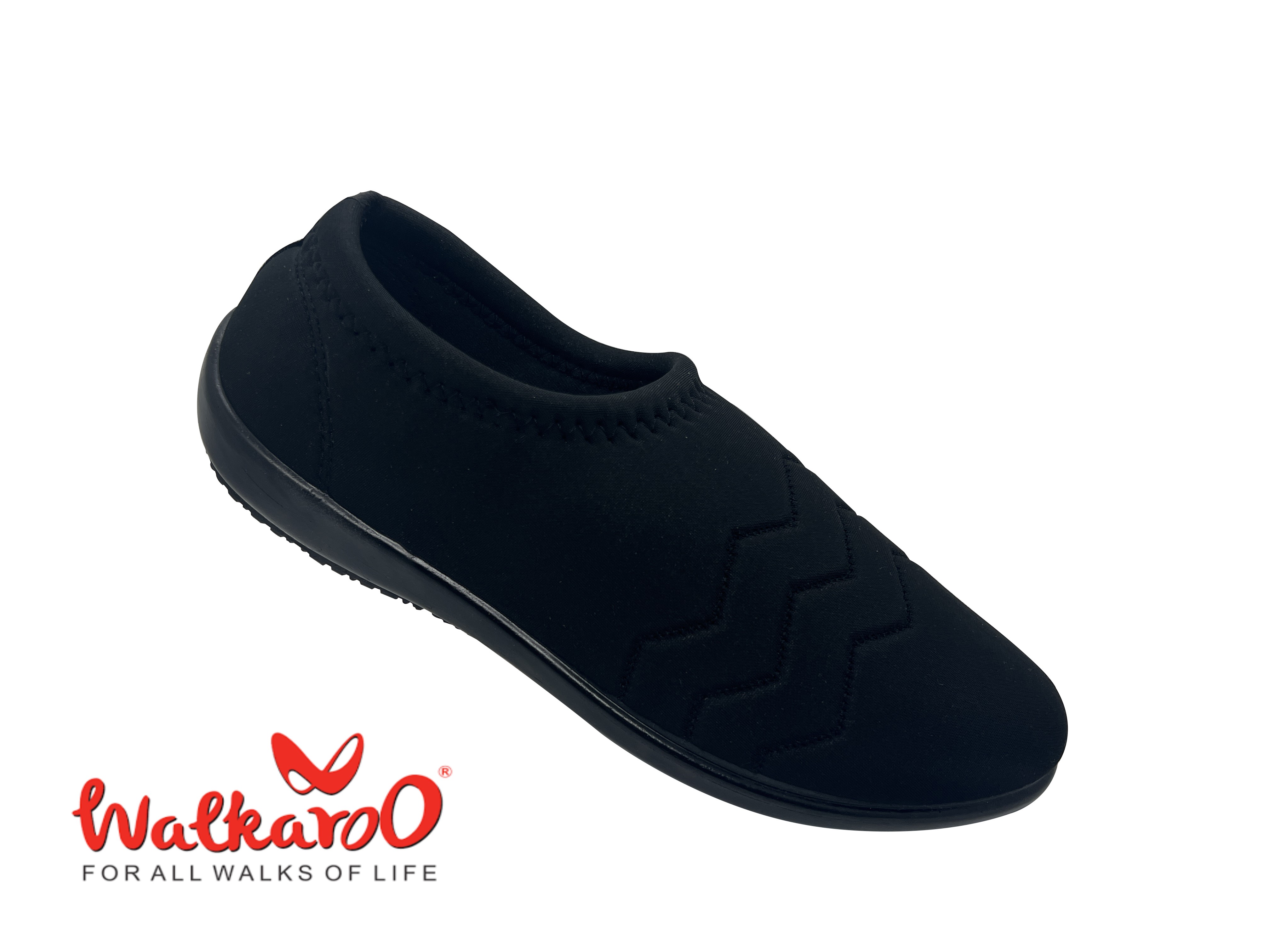 Walkaroo Women's Black Color Belly shoes for comfortable walk